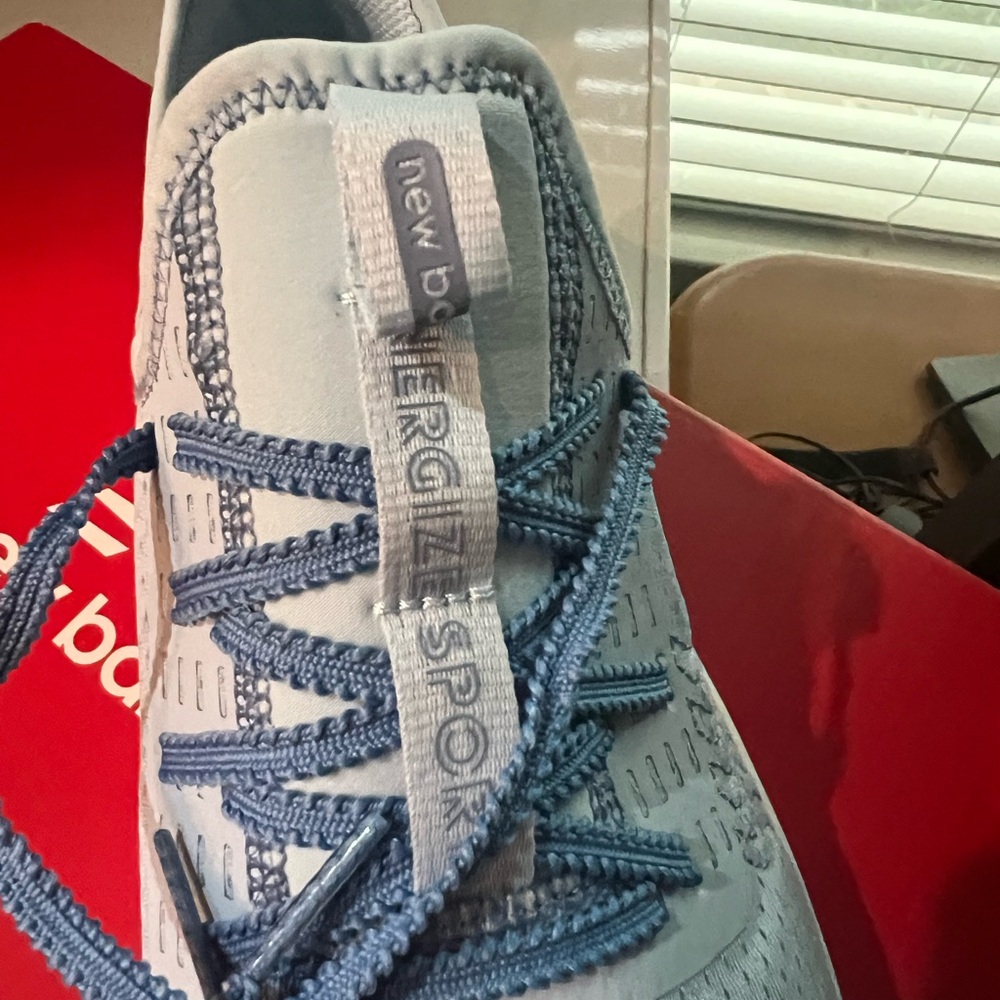 New Balance  Dynasoft Nergize Sport V2 Blue white Athletic Shoes